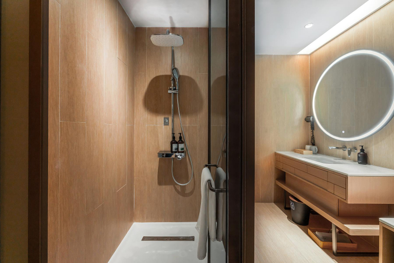 Bathroom 5, Ji Hotel (Shanghai People's Square), Shanghai