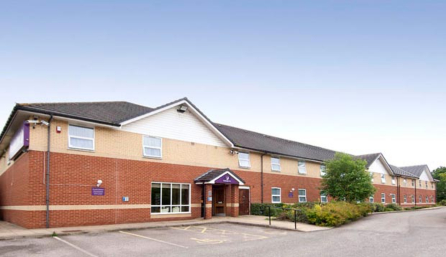 Exterior & Views 2, Premier Inn Bradford South, Kirklees