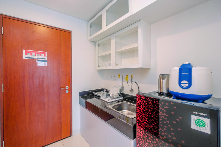 Others 4, Comfort and Modern Studio Roseville Apartment By Travelio, Tangerang Selatan