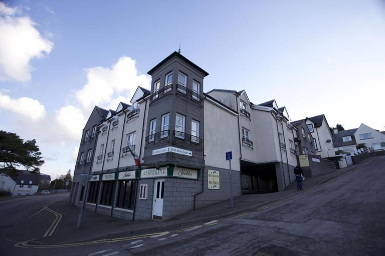 Exterior & Views, Bank Street Lodge, Highland