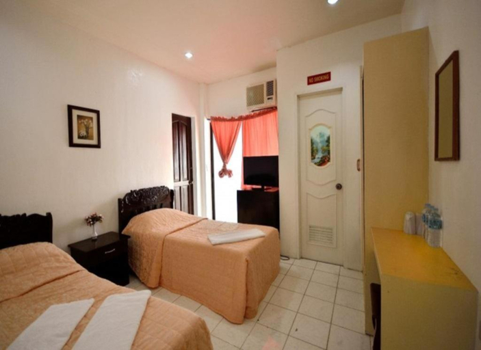 Island Inn Boracay Room Type - Deluxe Twin Room