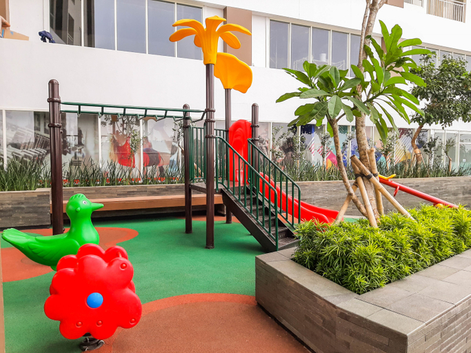 Family & Kids, Nice and Comfort Studio Room at Silk Town Apartment By Travelio, Tangerang