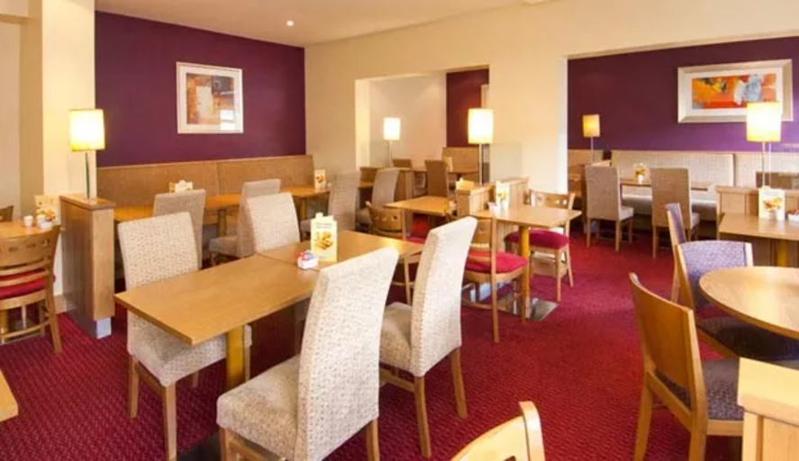 Food & Drinks 4, Premier Inn Bolton - Stadium/Arena, Bolton