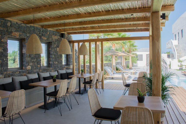 Food & Drinks 5, Aqua Blu, Crete