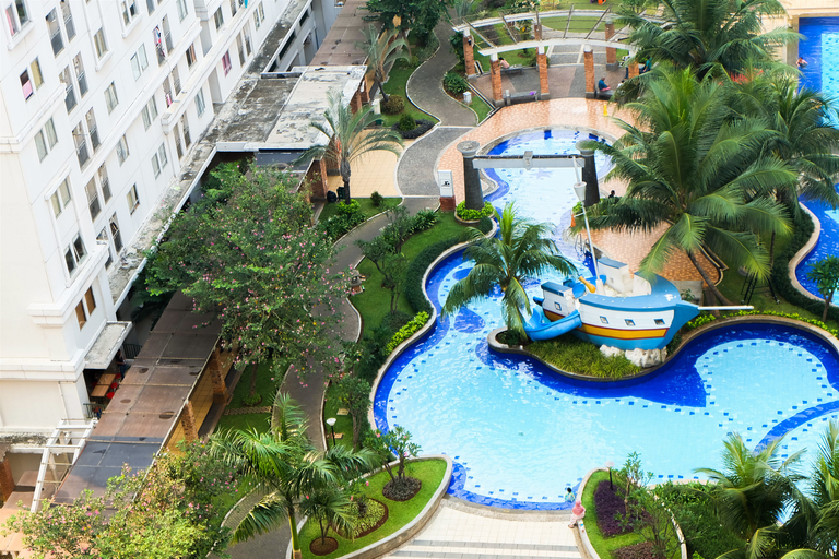 Exterior & Views 2, Monochrome Style 2 BR Green Palace Kalibata Apartment By Travelio, Jakarta Selatan