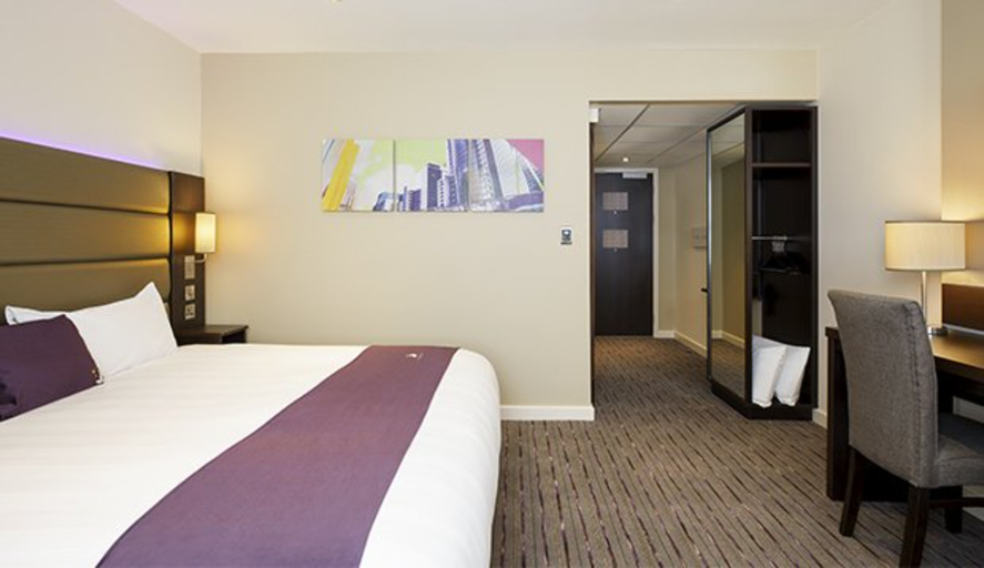 Bedroom 4, Premier Inn Bognor Regis, West Sussex