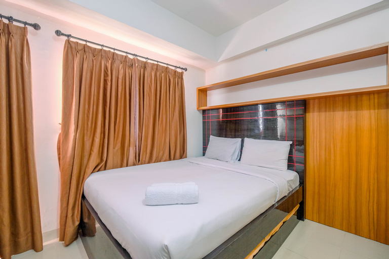 Spacious and Strategic Studio Park View Condominium Apartment By Travelio, Depok