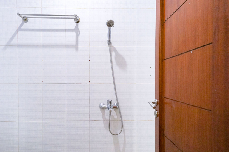 Bathroom 4, RedDoorz @ Buah Batu 5, Bandung