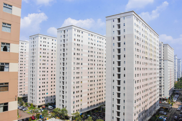 Exterior & Views 3, Comfortable and Cozy 2BR at Kalibata City Apartment By Travelio, South Jakarta