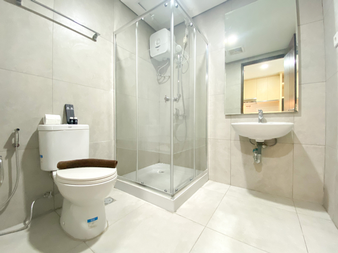 Bedroom 5, Fancy and New Studio at Pollux Chadstone Apartment By Travelio, Cikarang