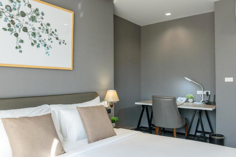 Bedroom 26