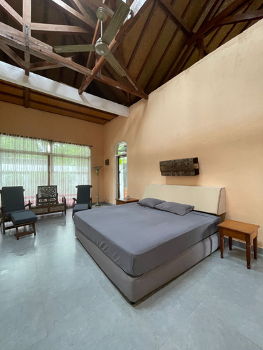 Bedroom 3, Agung Beachfront Apartment, Buleleng