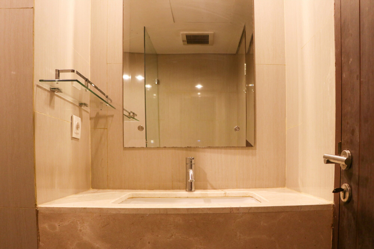 Bedroom 3, Fancy and Nice 1BR Apartment at H Residence By Travelio, East Jakarta