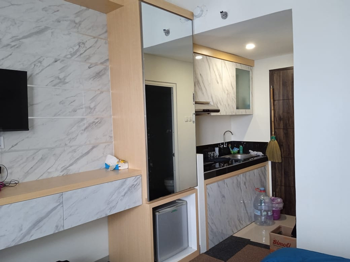 Dining Room 3, New Studio Room B 709 Altus Eight Apartment Seturan, Sleman
