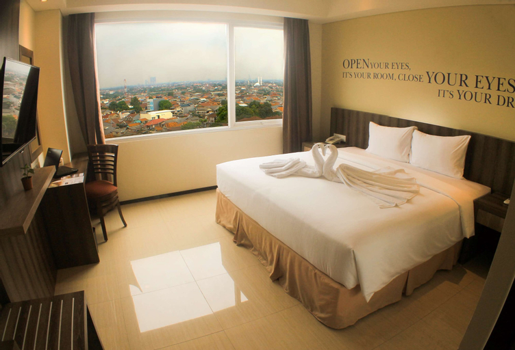 Bedroom 1, MK Hotel Jakarta (Formerly Kyriad Hotel Metro Kebayoran), South Jakarta
