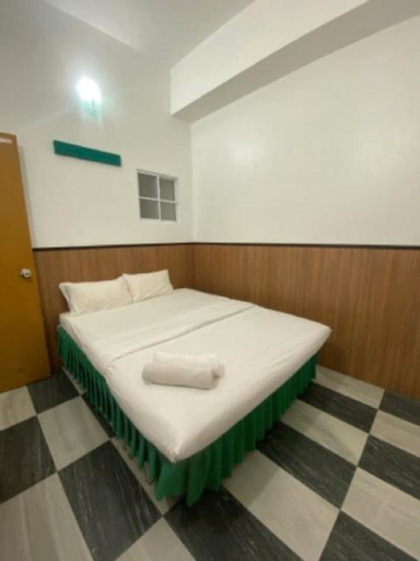 Bedroom 5, OYO 90979 Sianglory Inn, Kota Kinabalu