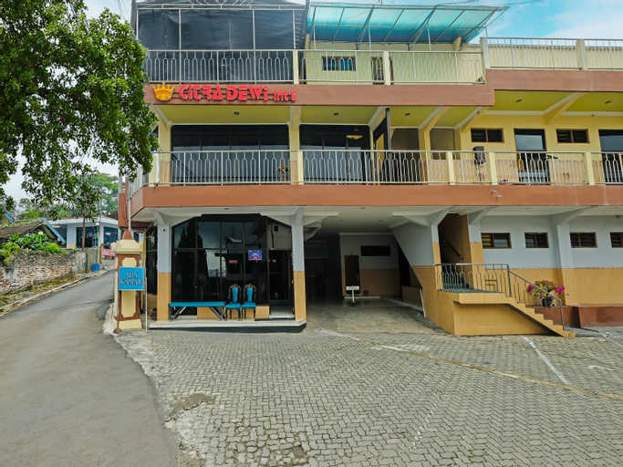 Exterior & Views 2, Collection O 91914 Hotel Citra Dewi 2 Int's, Semarang
