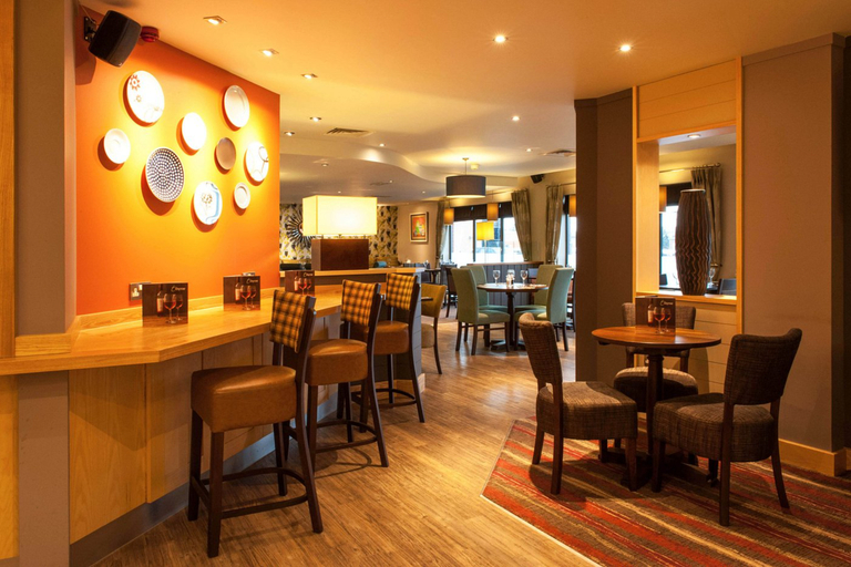 Food & Drinks 5, Premier Inn East Midlands Airport, Leicestershire