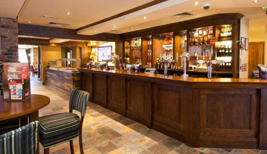 Food & Drinks 5, Premier Inn Exeter - M5 J29, Devon