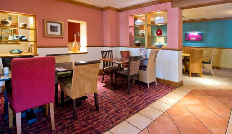 Food & Drinks 5, Premier Inn Christchurch West, Dorset
