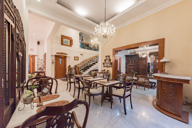 Food & Drinks 5, Urbanview De Ethnic Hotel Bandung by RedDoorz, Bandung