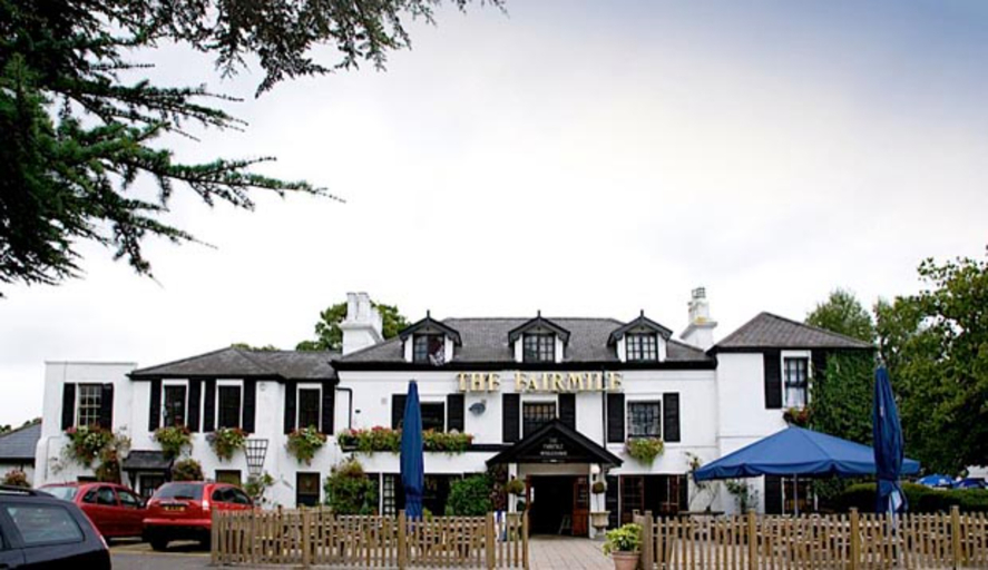 Exterior & Views 2, Premier Inn Cobham, Surrey