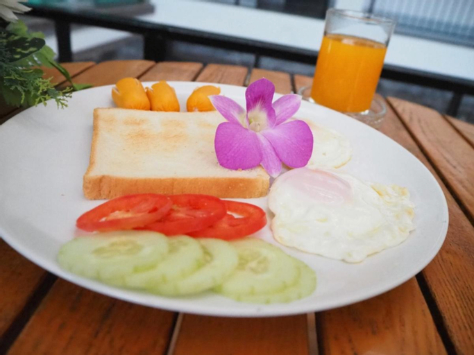 Food & Drinks 6
