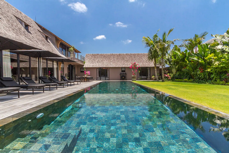Sport & Beauty 1, Villa Nehal - Luxury 5BR Villa with 20m Pool, Badung
