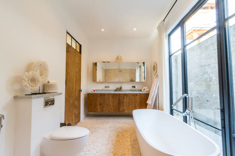 Bedroom 2, Villa Nehal - Luxury 5BR Villa with 20m Pool, Badung
