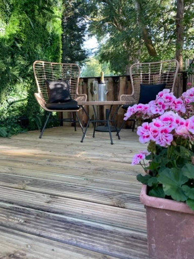 Property grounds 5, Luxury Cabin in the Woods, Rutland