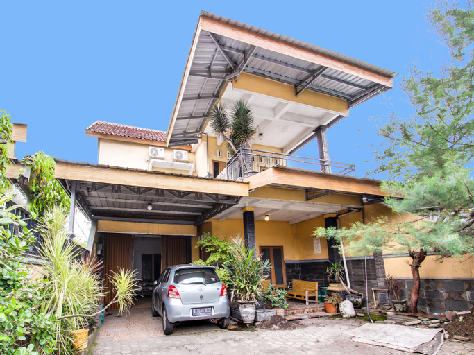 Exterior & Views 2, SPOT ON 91935 Hellena Guesthouse, Demak