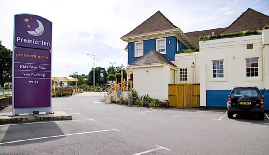 Exterior & Views 3, Premier Inn Dunstable / Luton, Central Bedfordshire
