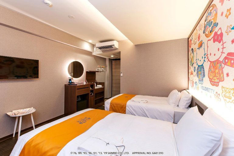 Bedroom 28