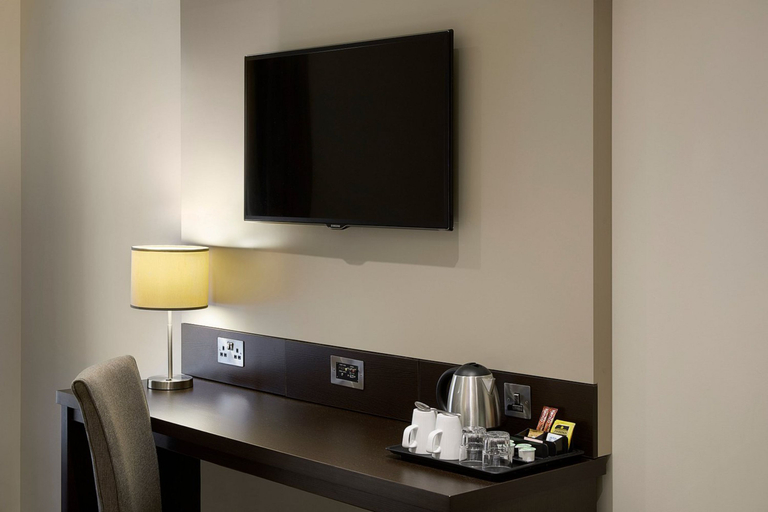 Sport & Beauty 5, Premier Inn Gravesend Central, Kent