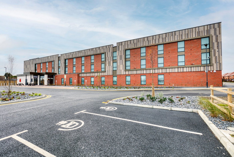 Exterior & Views 4, Premier Inn Faversham, Kent