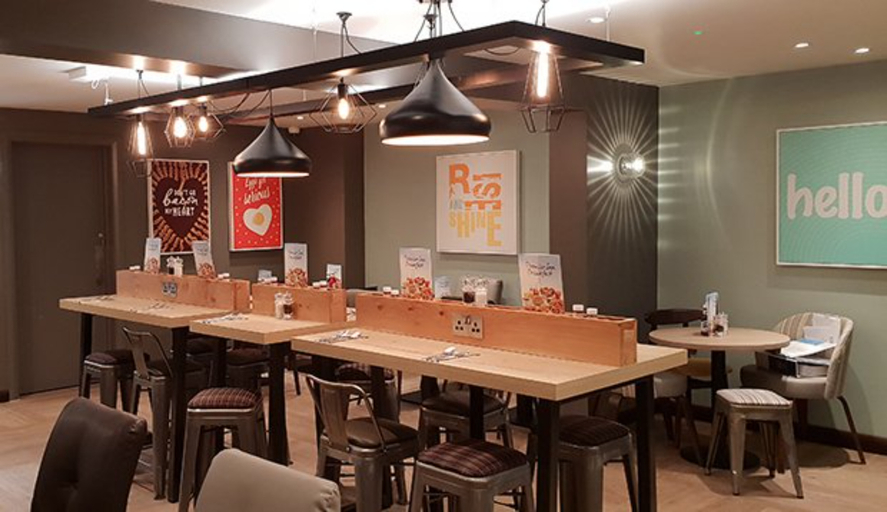 Food & Drinks 3, Premier Inn Gloucester - Barnwood, Gloucestershire