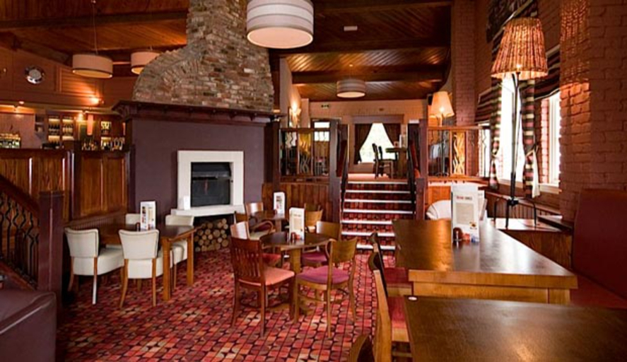 Food & Drinks 4, Premier Inn Glasgow East Kilbride Central, South Lanarkshire