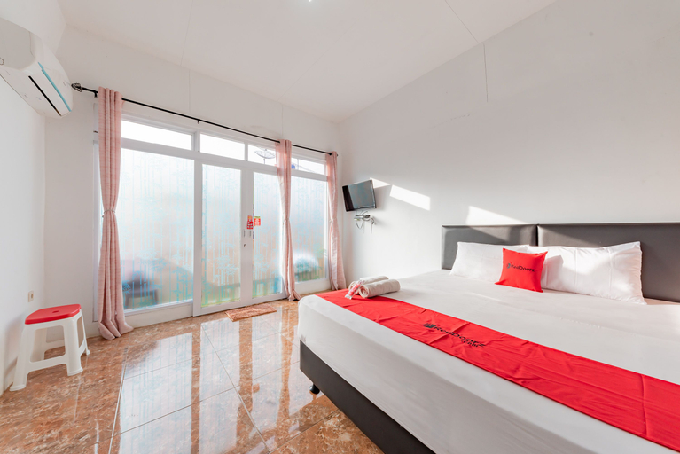 Bedroom 14