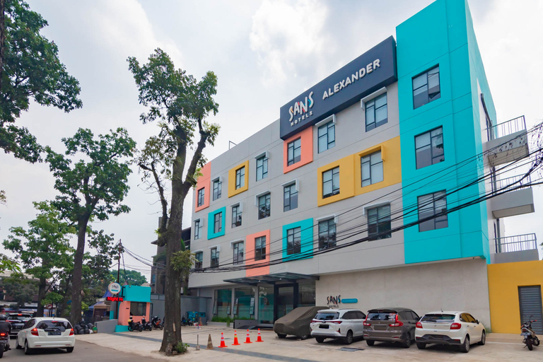 Exterior & Views 2, Sans Hotel Alexander Bandung, Bandung