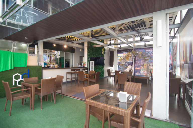Food & Drinks 4, ARK Hostel City Center Manila, Pasay City