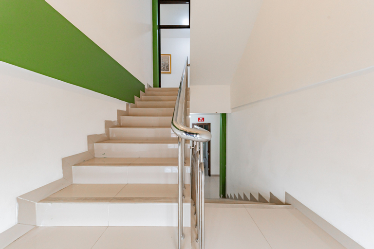 Public Area 5, RedDoorz @ Suryakencana Bogor, Bogor