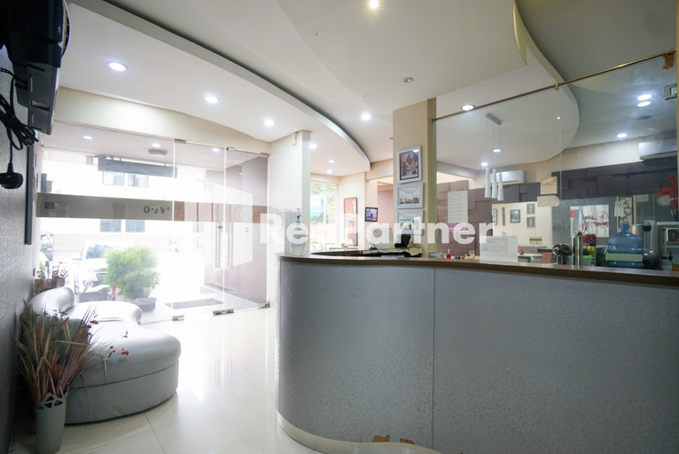 Others 4, Tirta Mansion Lippo Karawaci Mitra RedDoorz, Tangerang