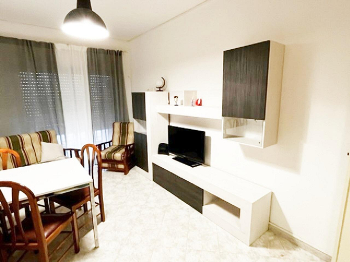 Others 5, Quarteira Beach Apartment, Loulé