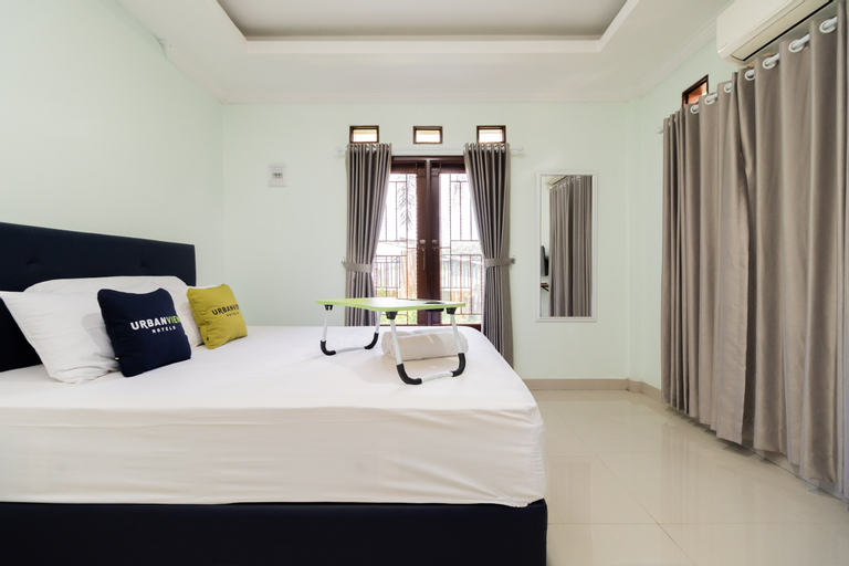 Bedroom 3, Urbanview Hotel Kampung Istal Megamendung Puncak by RedDoorz, Bogor