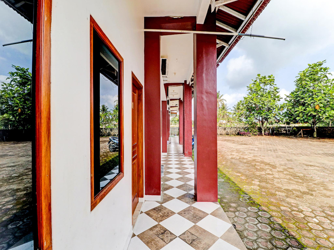 Public Area 1, OYO 1525 Benson Hotel, Pangandaran