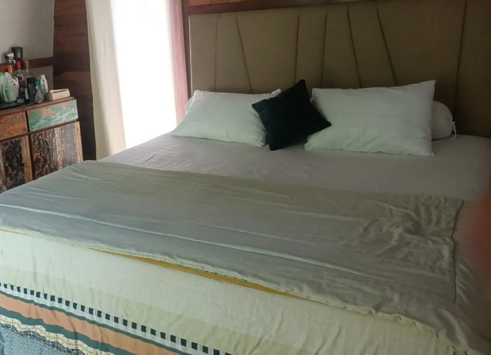 Bedroom 4, Griya Asri Homestay Near Tetebatu Waterfall, Lombok