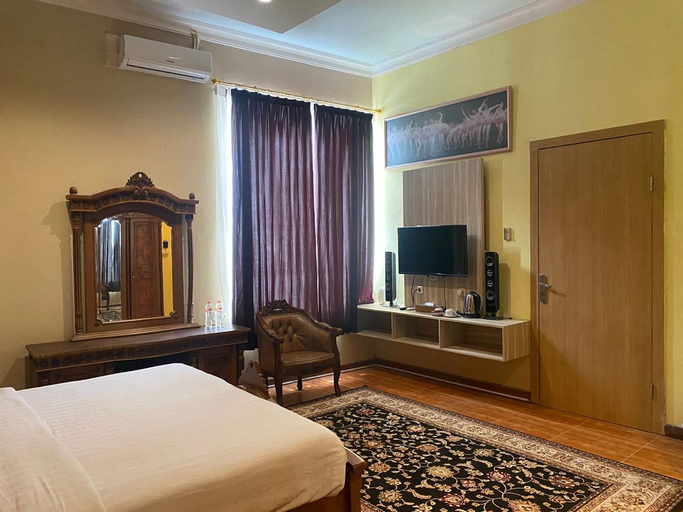 Bed 8