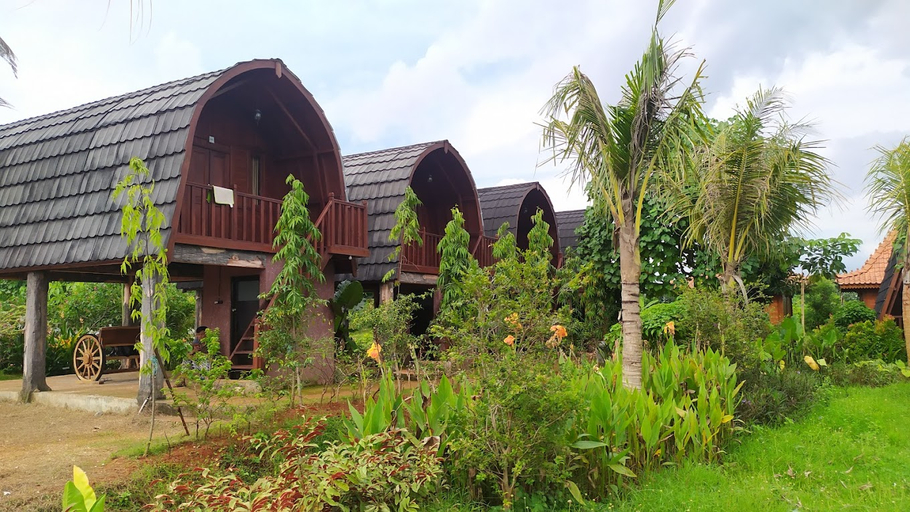 Exterior & Views 2, Agrowisata Kebun Pak Inggih, Gresik