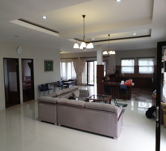 Others 5, Villa Otti 2 Bedrooms, Malang