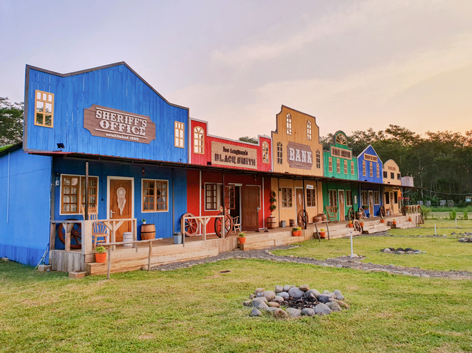 Exterior & Views 2, LA'RANCH Glamping Adventure, Pekalongan